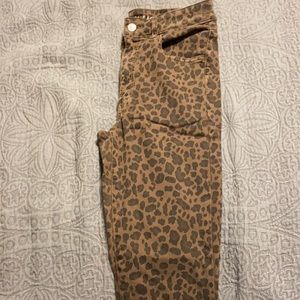 Cheetah skinny jeans